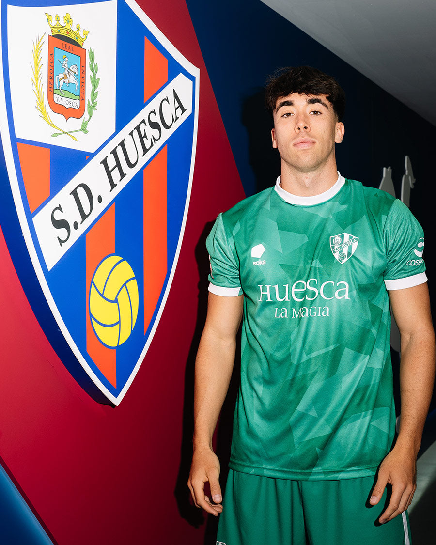 Nueva camiseta 2025 sd huesca 2021